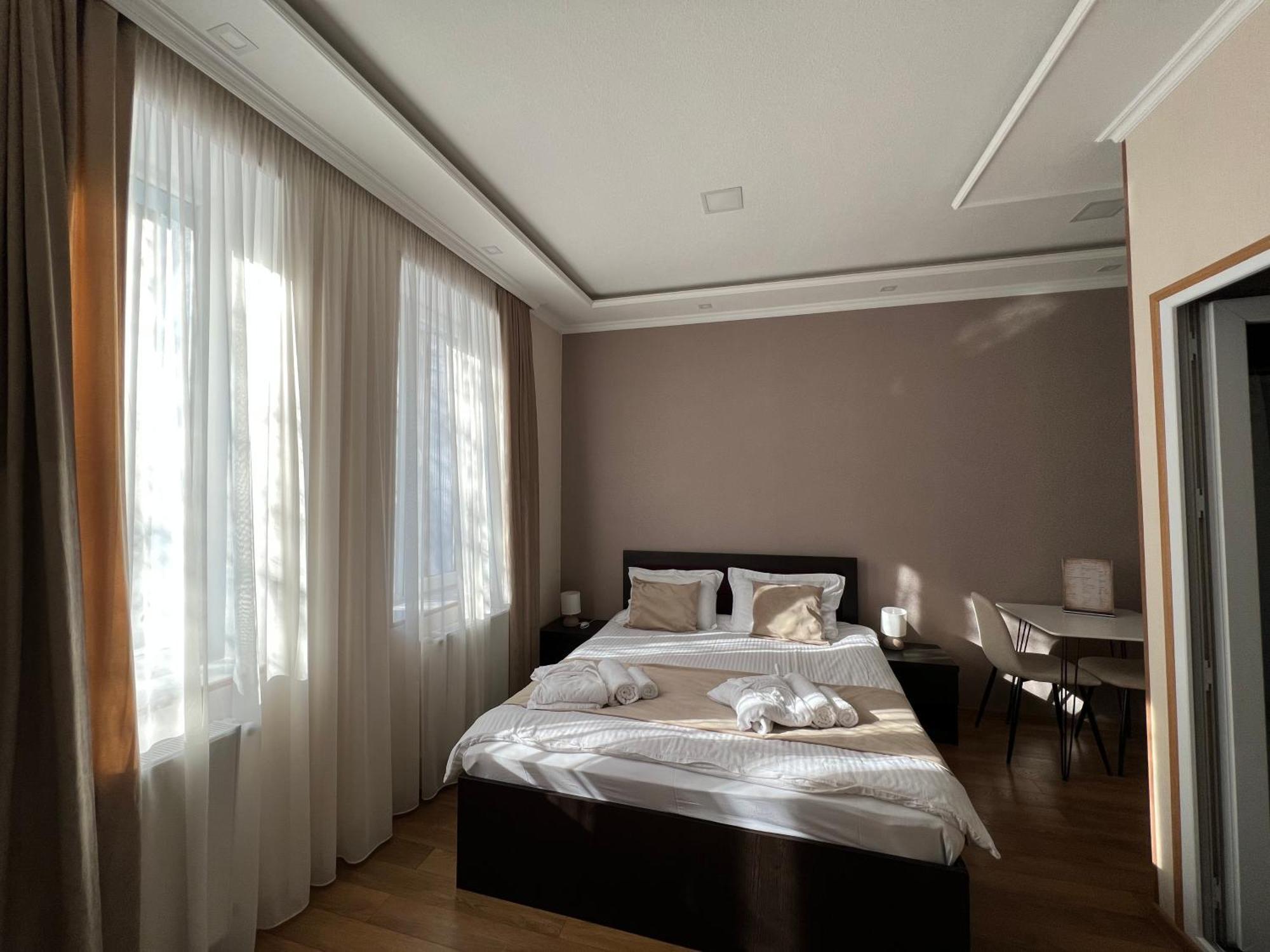 Serenity Likani Villa Hotel 博尔若米 外观 照片